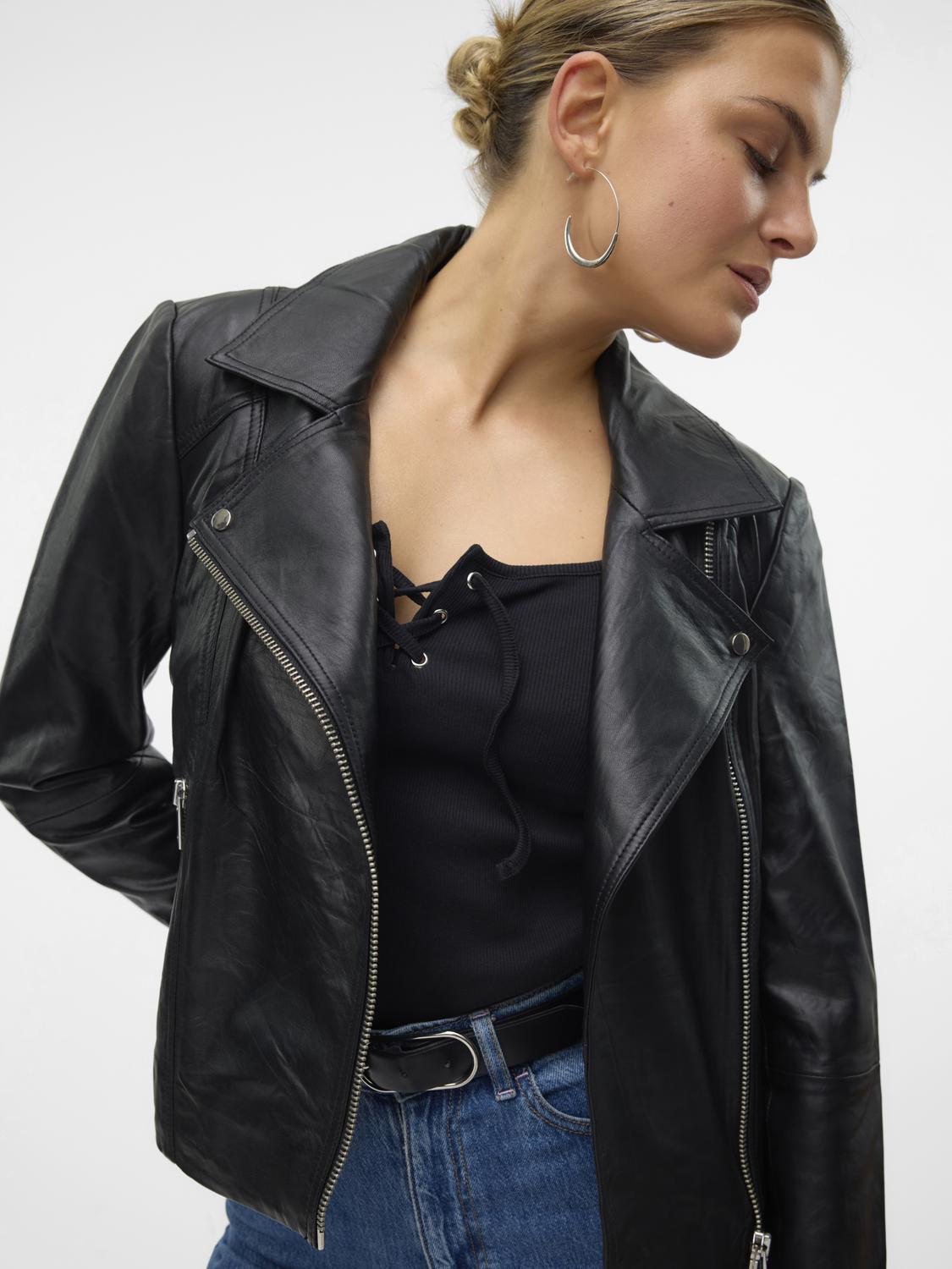model_shot-detail